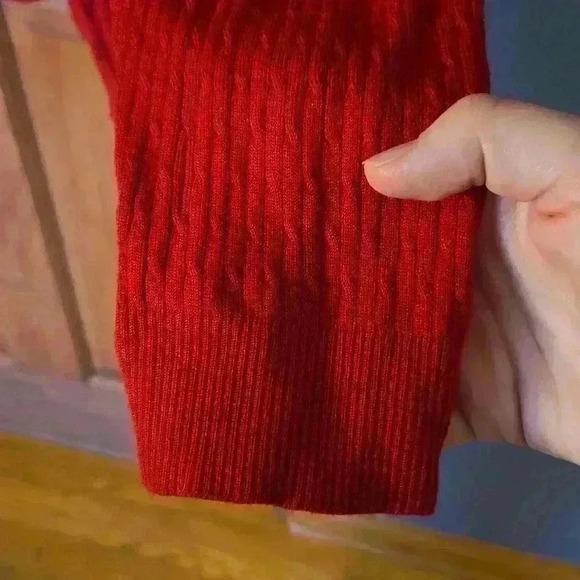 Red Cardigan - Picture 6 of 8